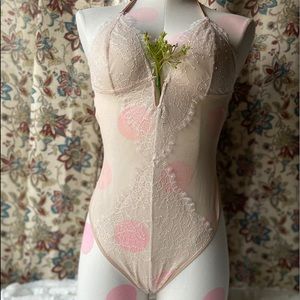 Victoria’s Secret V-wire Teddy